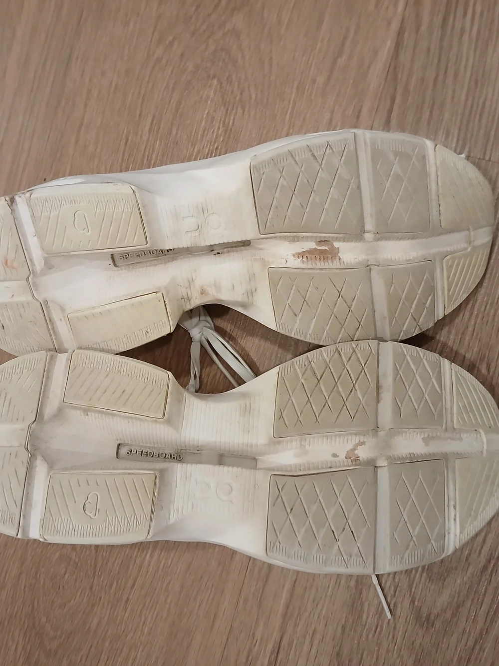 Size 9.5 - ON Cloudpulse White Frost W